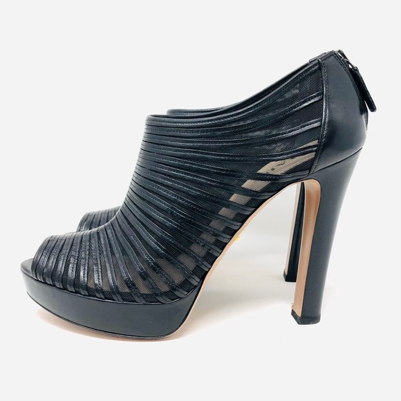 Prada Shoes - SOLD - VESTIAIRE COLLECTIVE